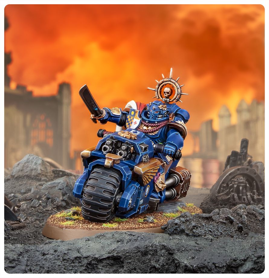Warhammer 40,00 - Space Marines: Captain On Bike